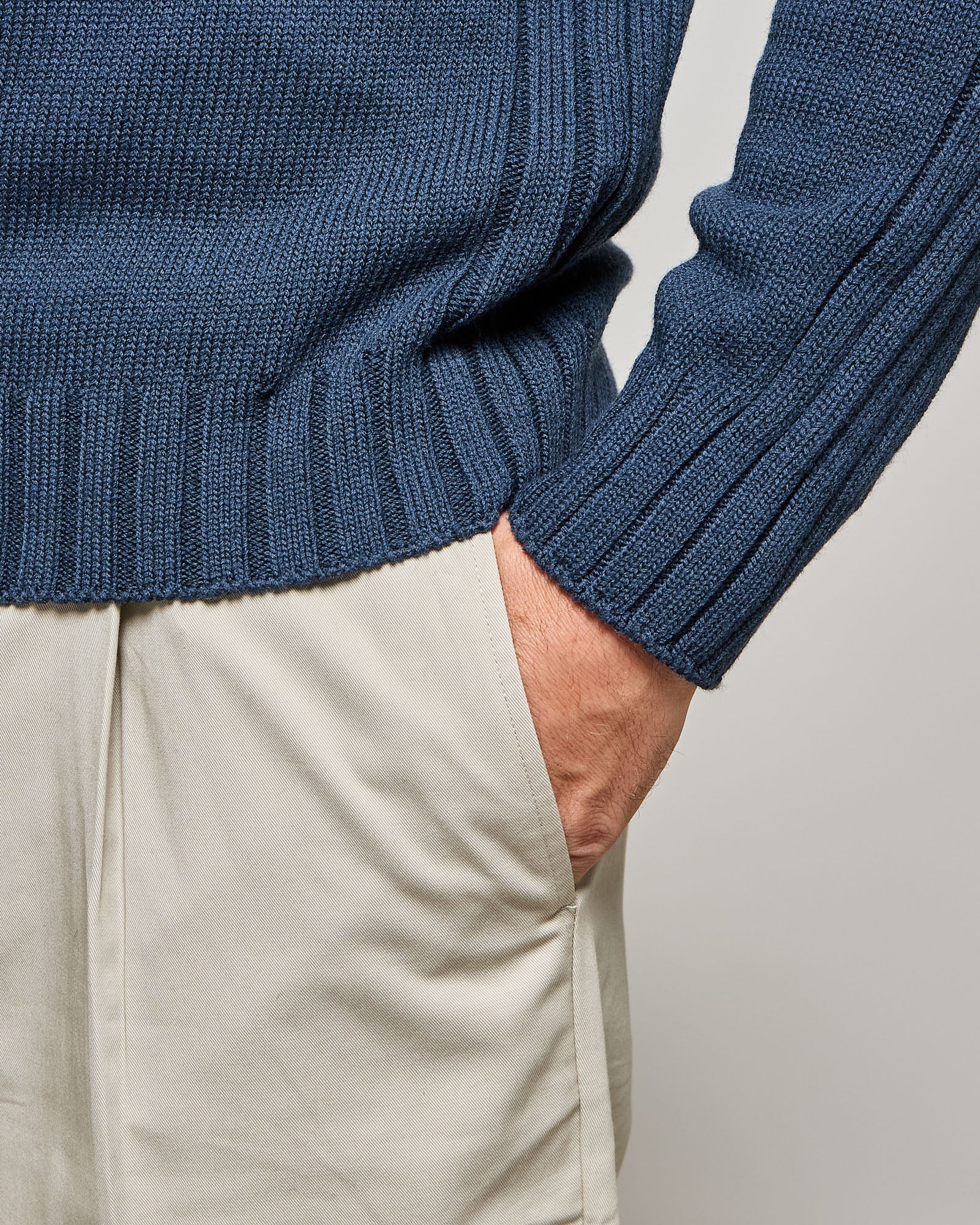 GIROCOLLO BORA CON MOTIVO LATERALE