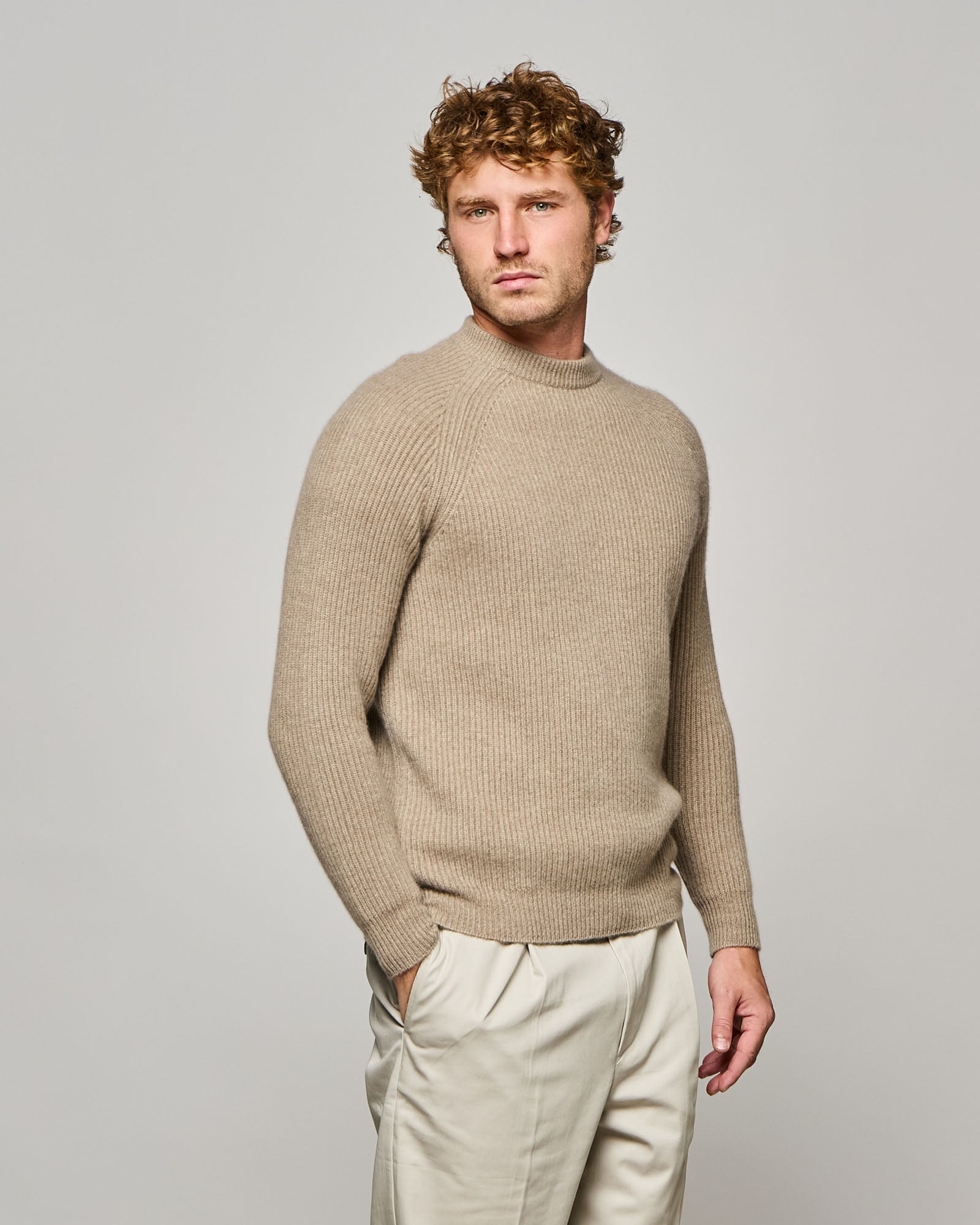 GIROCOLLO TUNDRA IN COSTA INGLESE